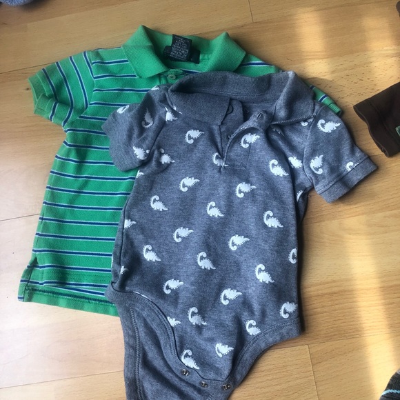 Bundle 12 shirts tops onesies and pants bottoms - Picture 4 of 4